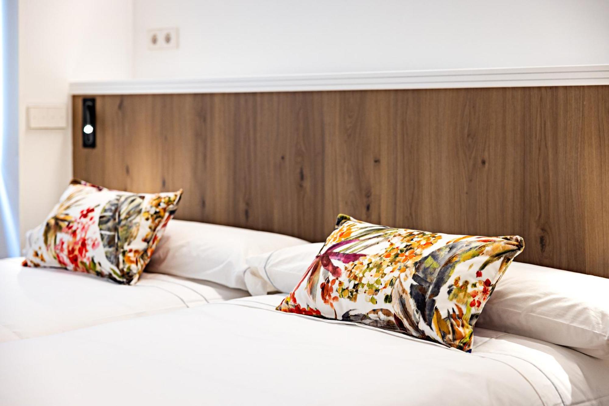 Hostal Paris Βαγιαδολίδ Εξωτερικό φωτογραφία