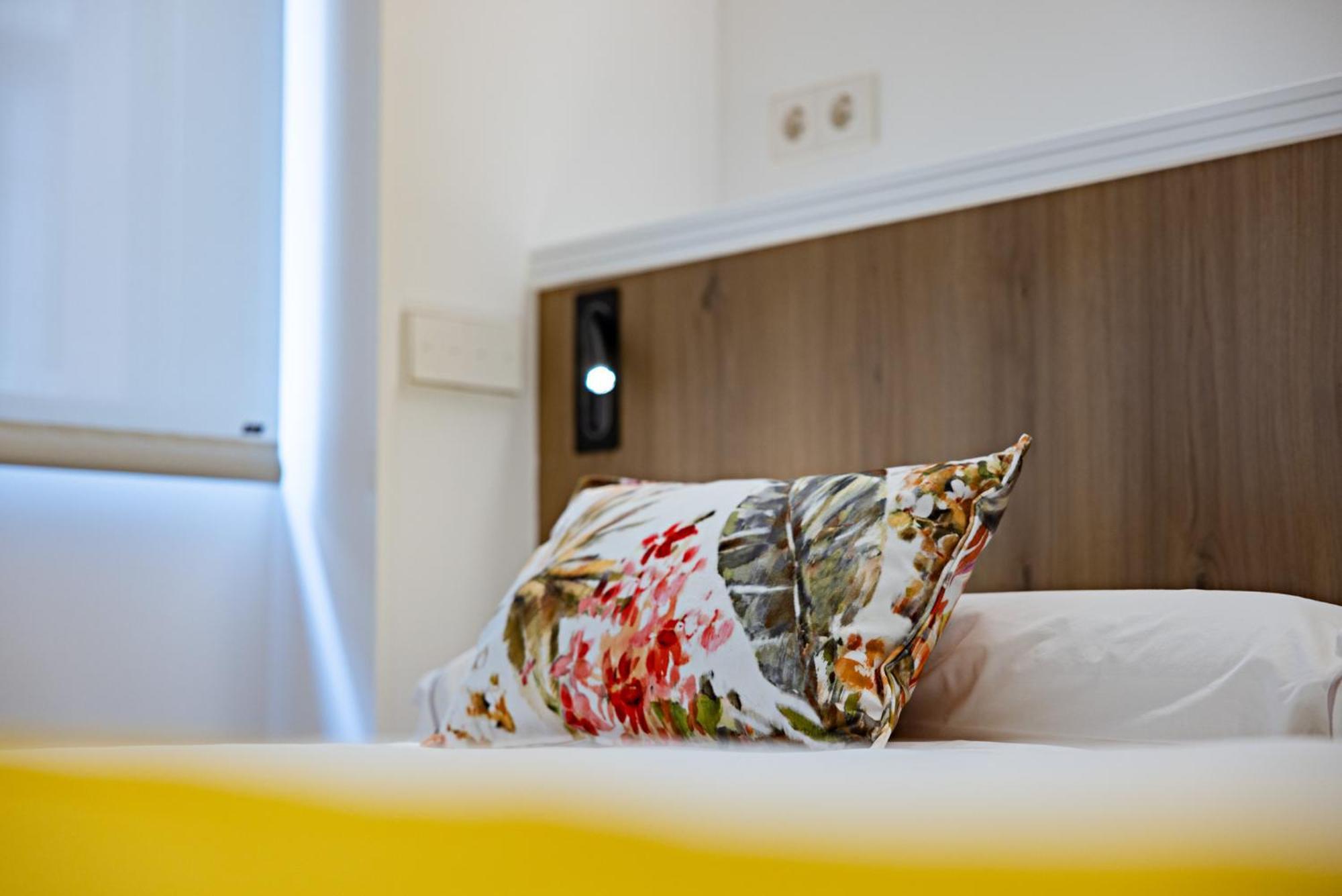Hostal Paris Βαγιαδολίδ Εξωτερικό φωτογραφία