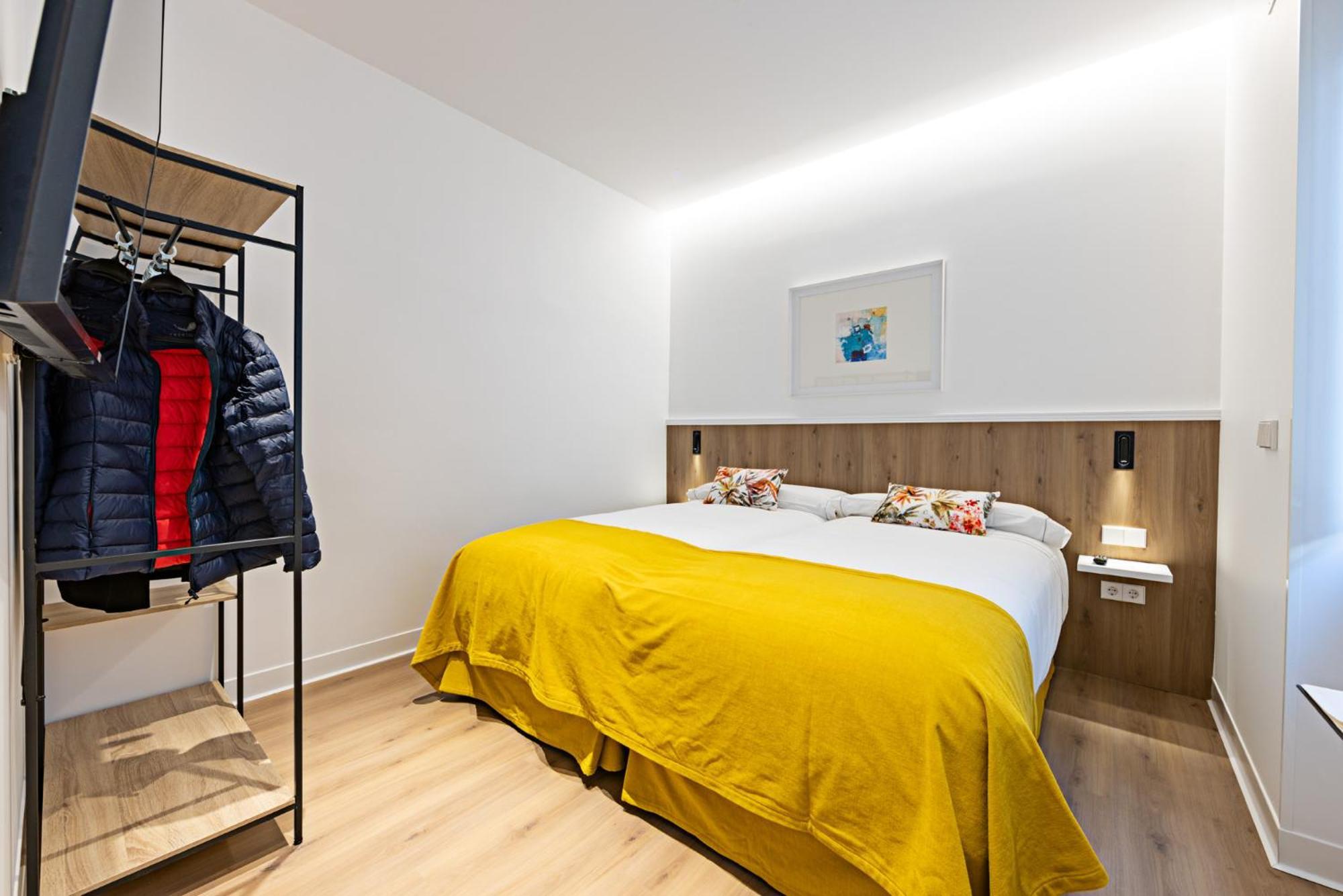 Hostal Paris Βαγιαδολίδ Εξωτερικό φωτογραφία
