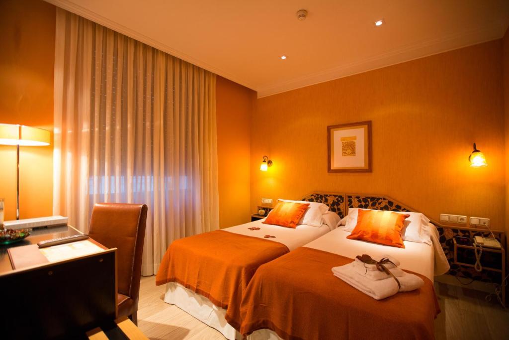 Hostal Paris Βαγιαδολίδ Εξωτερικό φωτογραφία